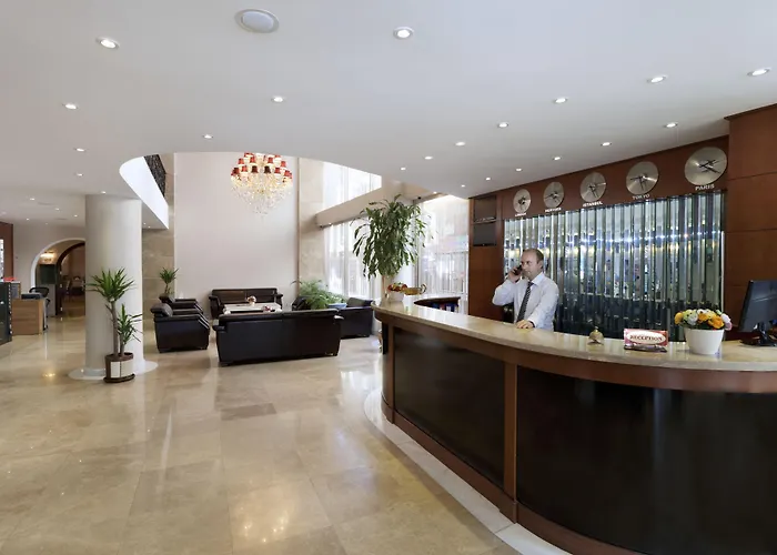 Hotel Black Bird Hotel 4*