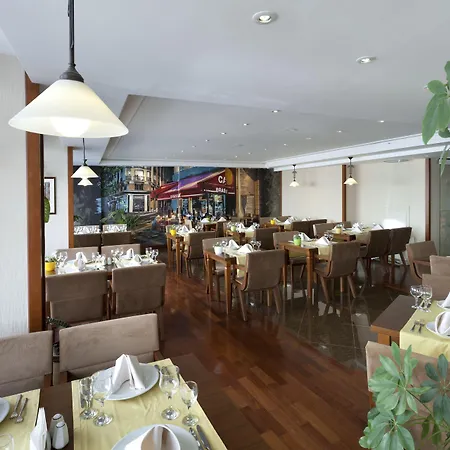 The Parma Downtown 4* Estambul
