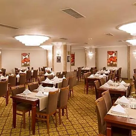 Отель The Parma Downtown 4*