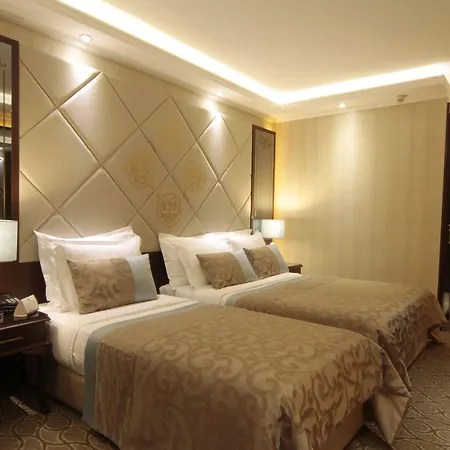 The Parma Downtown Ξενοδοχείο 4*