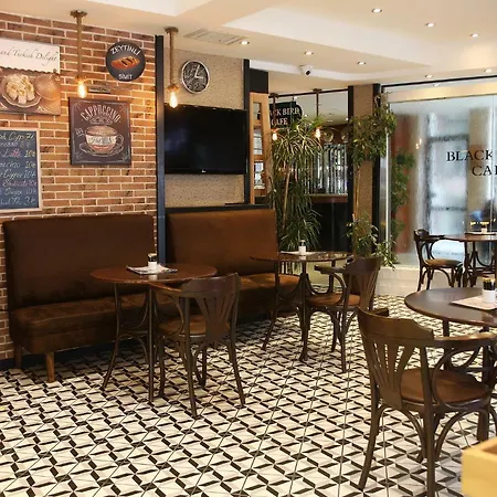 מלון The Parma Downtown