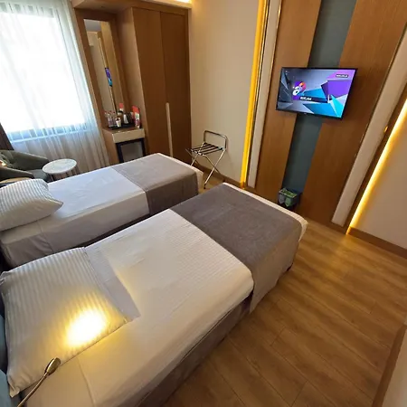 Black Bird Hotel 4*